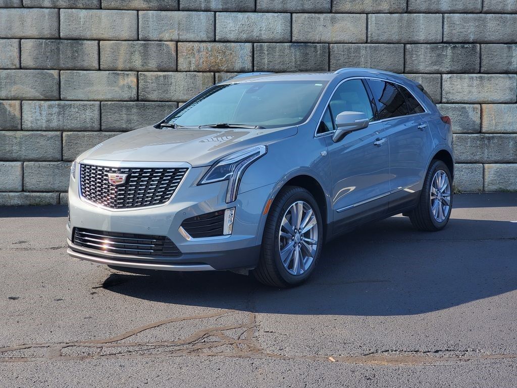 2024 Cadillac XT5 — photo 1 of 7