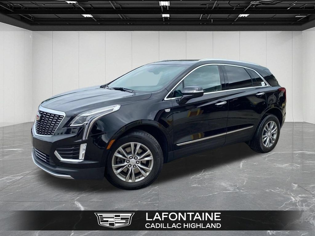 2023 Cadillac XT5 — photo 1 of 7