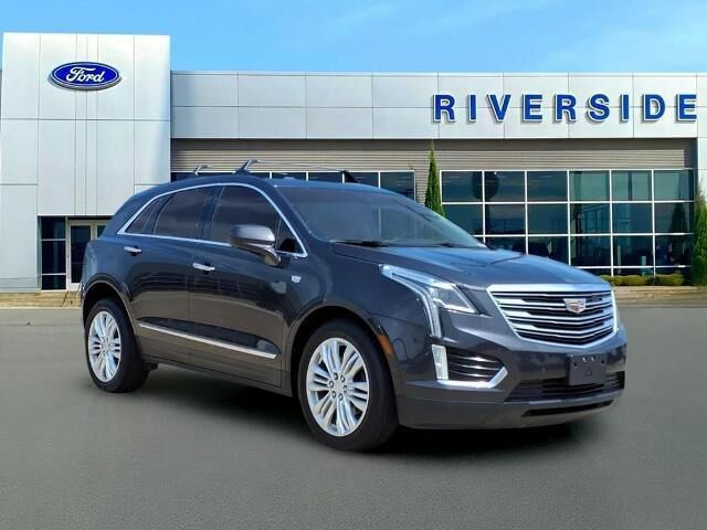 2019 Cadillac XT5 Premium Luxury — photo 1 of 8