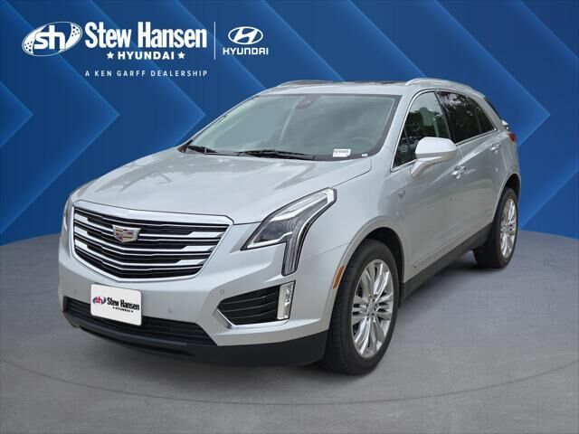 2017 Cadillac XT5 Premium Luxury — photo 1 of 13
