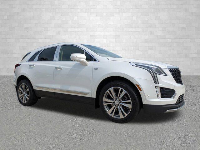 2021 Cadillac XT5 Premium Luxury — photo 1 of 13