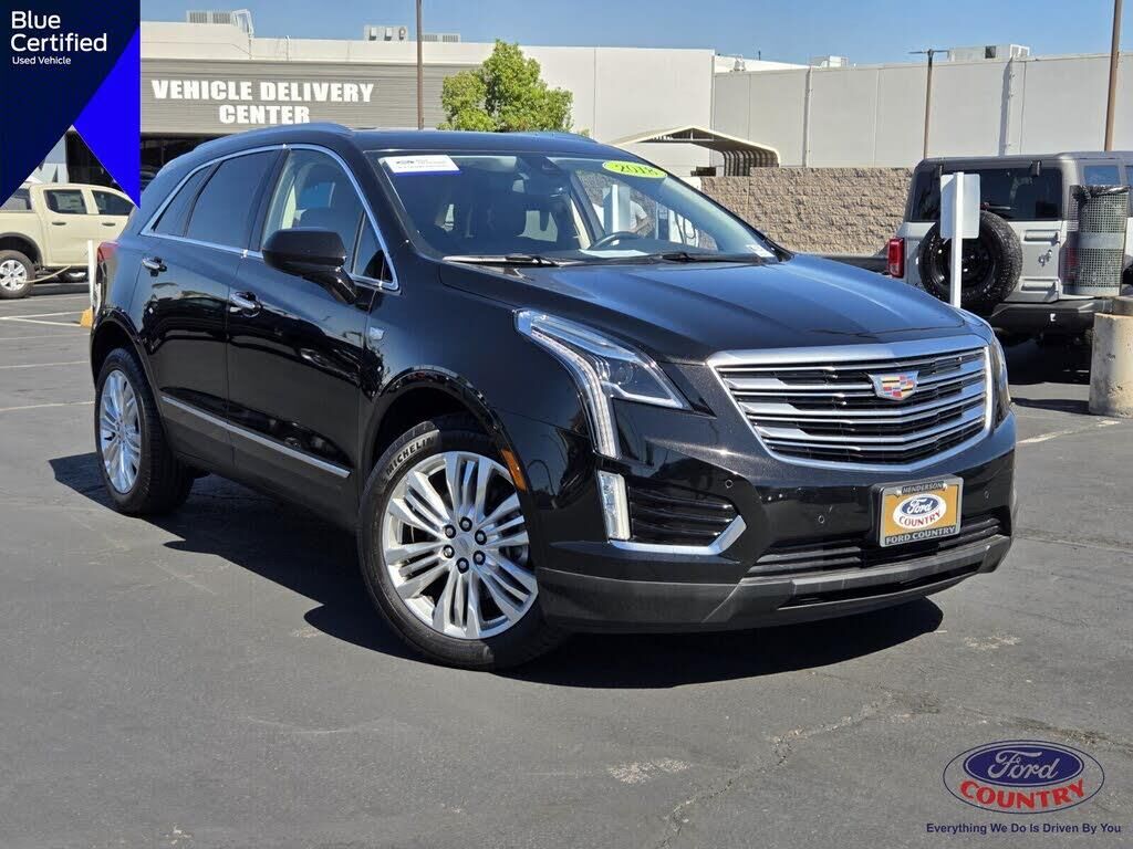 2018 Cadillac XT5 Premium Luxury — photo 1 of 1