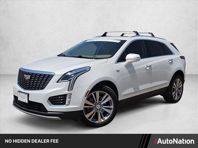 2023 Cadillac XT5 — photo 1 of 7