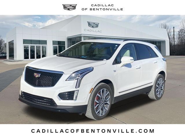2024 Cadillac XT5 — photo 1 of 7