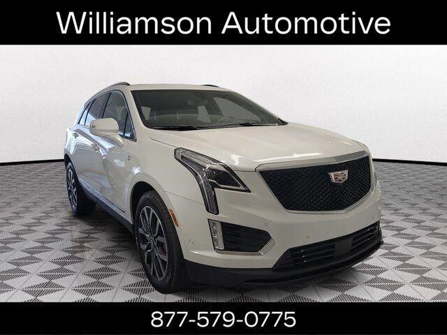 2023 Cadillac XT5 — photo 1 of 7