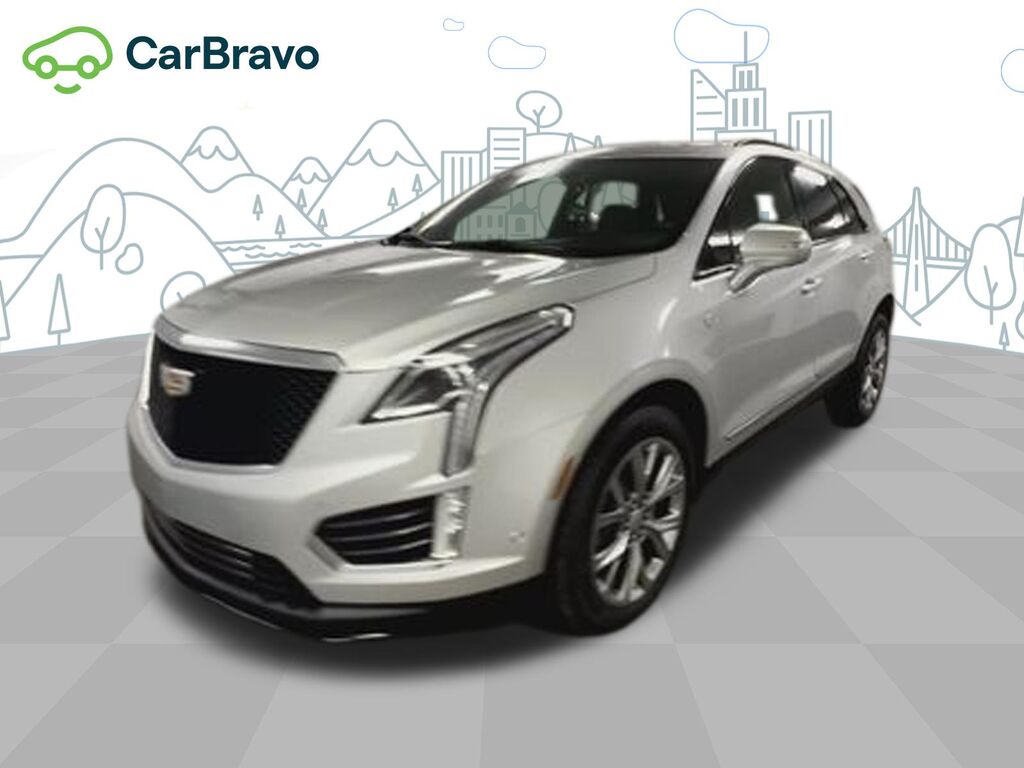 2020 Cadillac XT5 Sport — photo 1 of 6