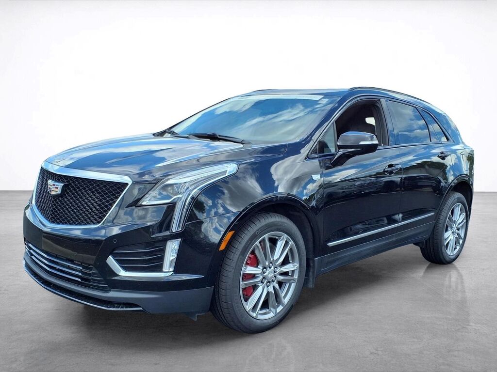 2023 Cadillac XT5 — photo 1 of 7
