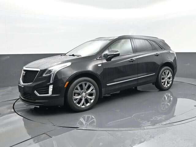 2020 Cadillac XT5 Sport — photo 1 of 26