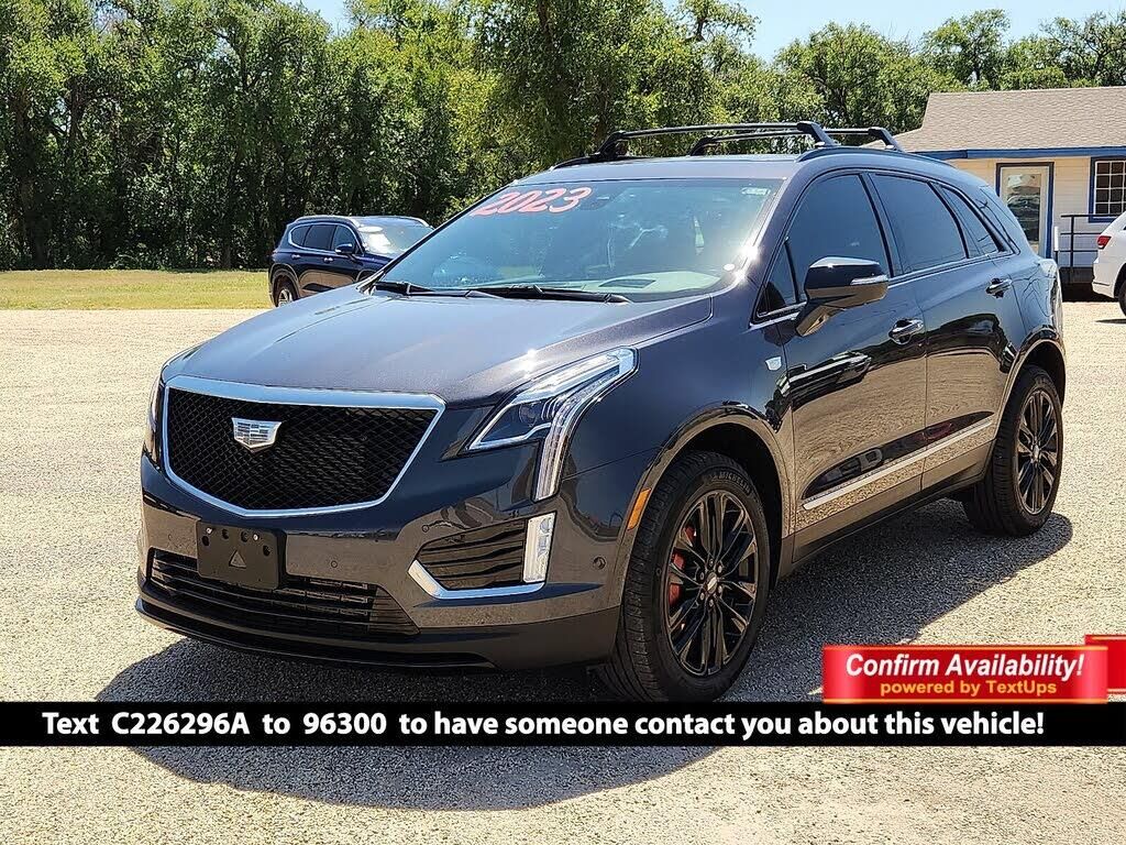 2023 Cadillac XT5 Sport — photo 1 of 1