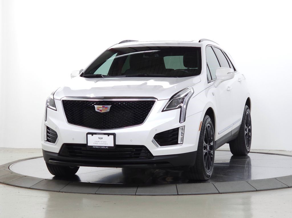 2024 Cadillac XT5 — photo 1 of 6
