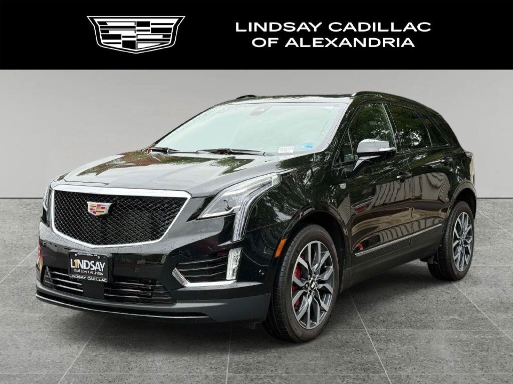 2024 Cadillac XT5 — photo 1 of 7