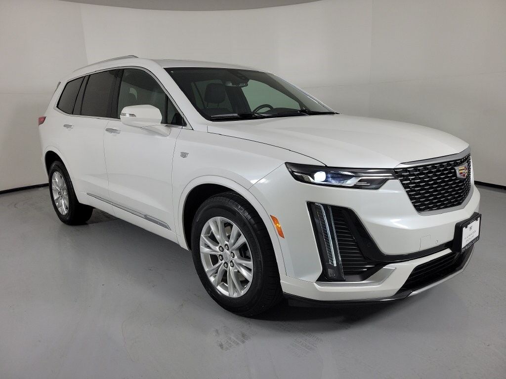 2024 Cadillac XT6 — photo 1 of 7