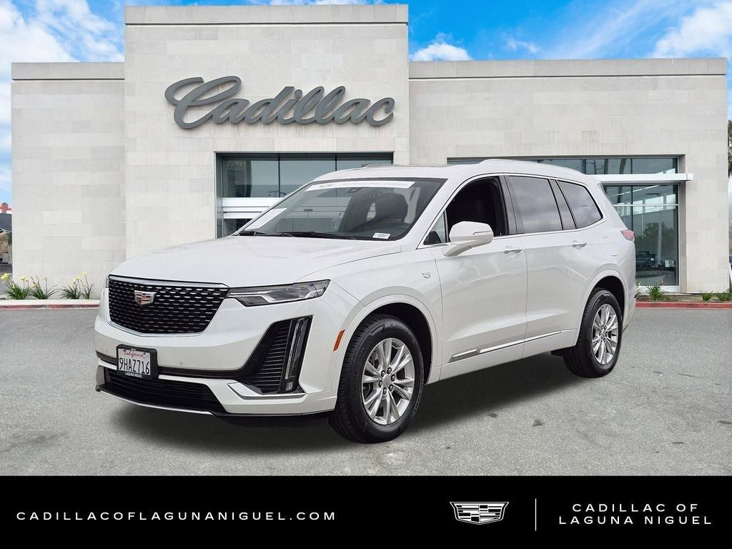 2023 Cadillac XT6 — photo 1 of 7