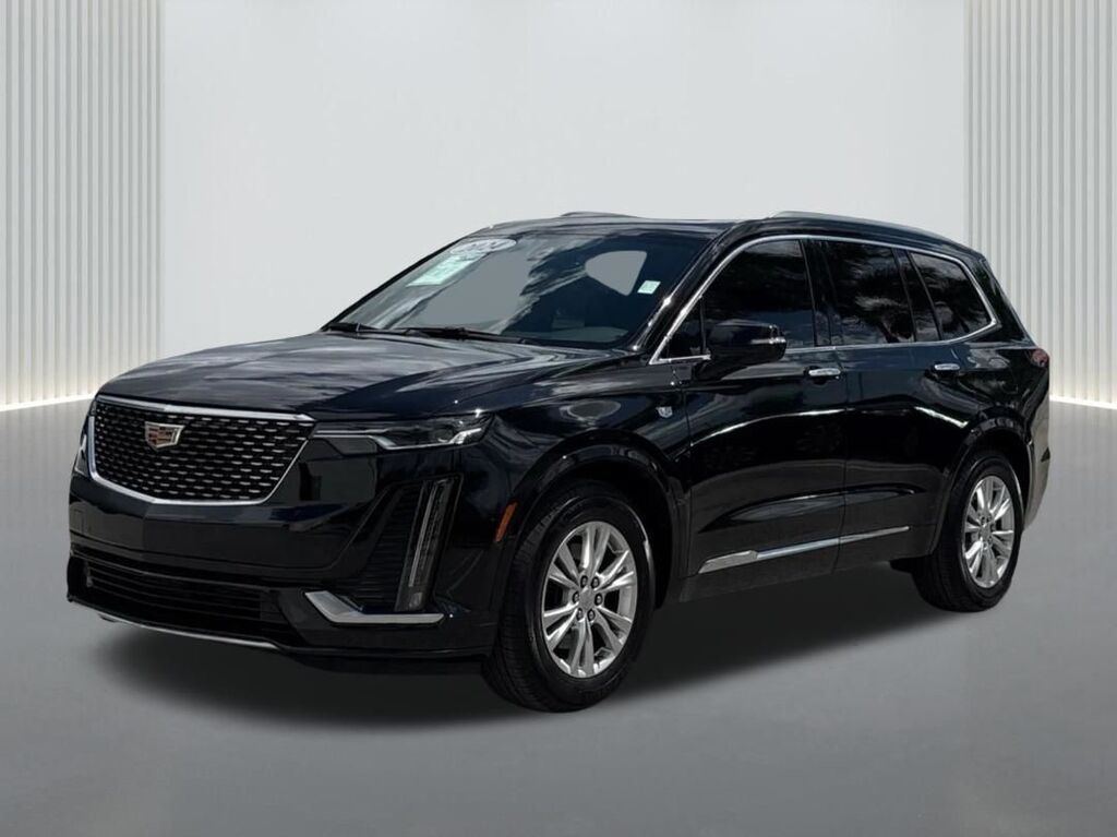 2024 Cadillac XT6 — photo 1 of 7