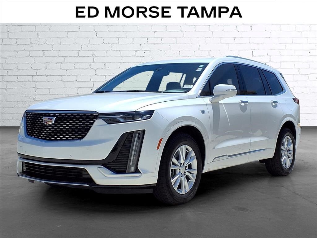 2024 Cadillac XT6 — photo 1 of 7