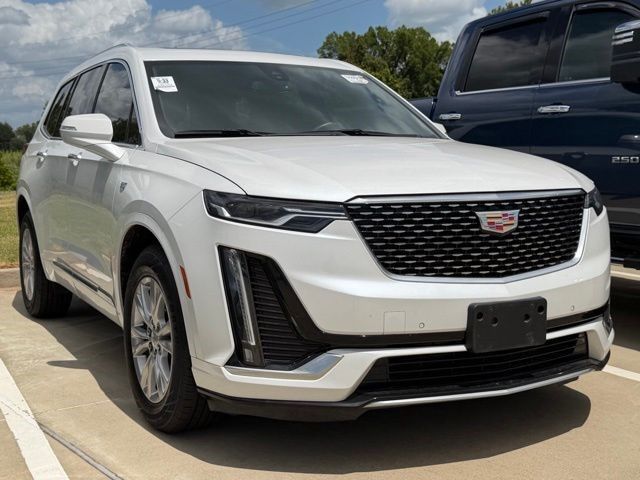 2024 Cadillac XT6 — photo 1 of 7