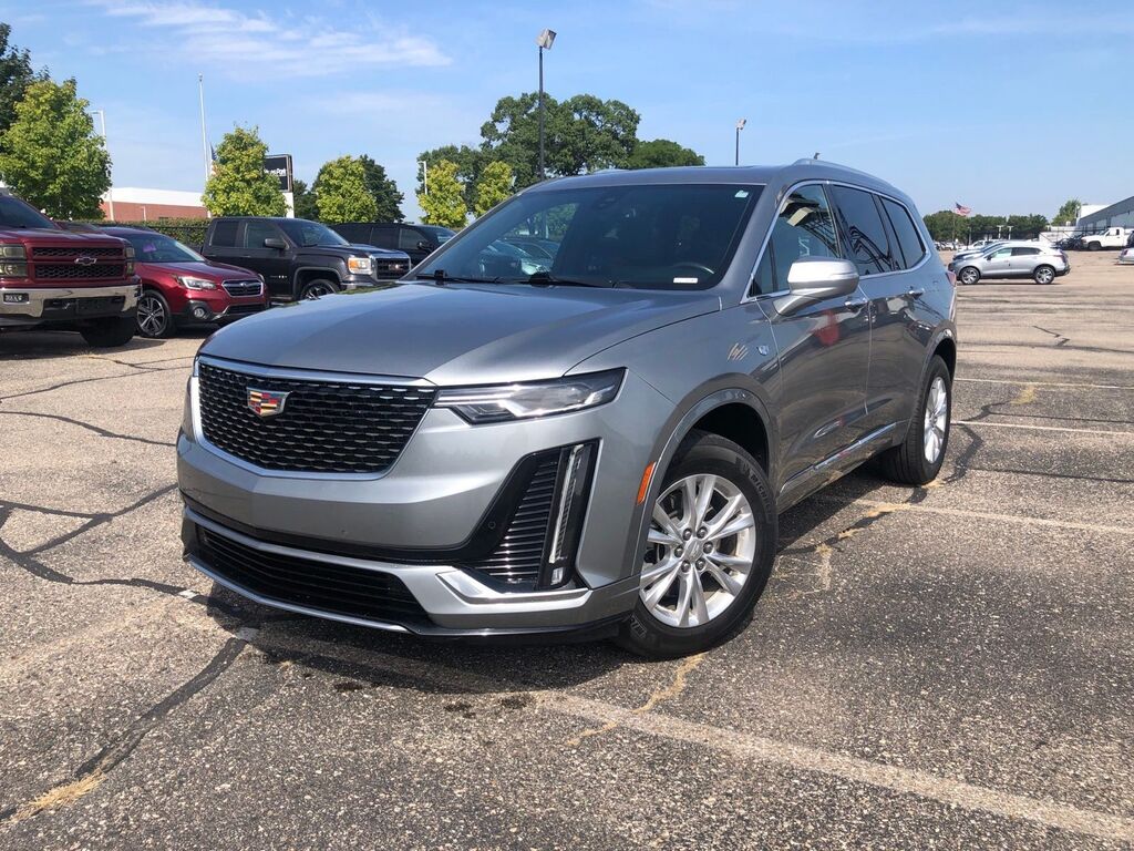 2024 Cadillac XT6 — photo 1 of 7