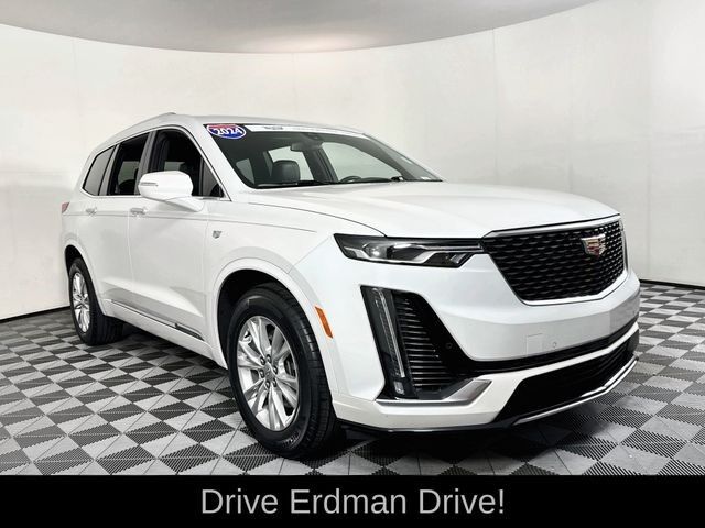 2024 Cadillac XT6 — photo 1 of 7