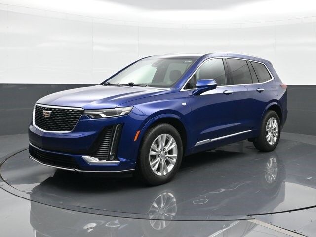 2023 Cadillac XT6 — photo 1 of 7