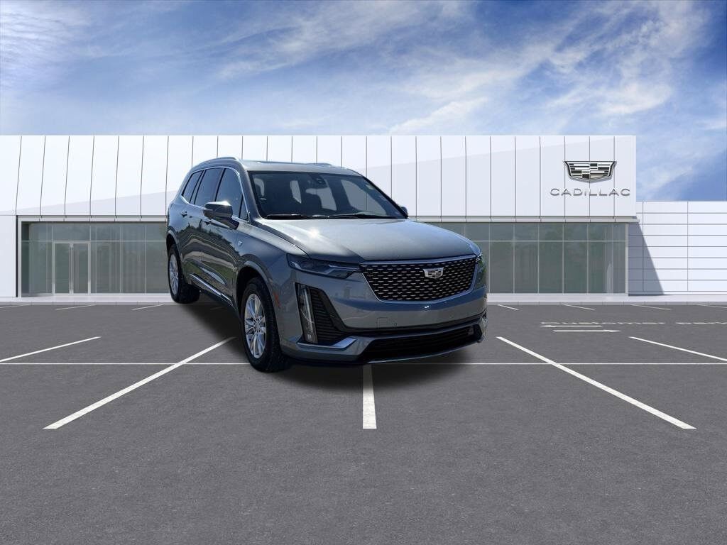 2023 Cadillac XT6 — photo 1 of 7