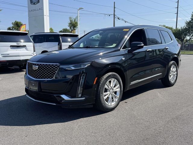 2024 Cadillac XT6 — photo 1 of 7