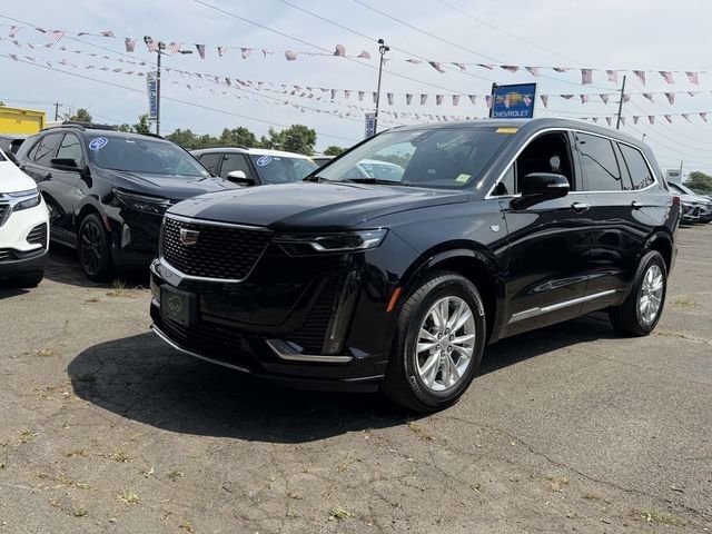 2024 Cadillac XT6 — photo 1 of 6