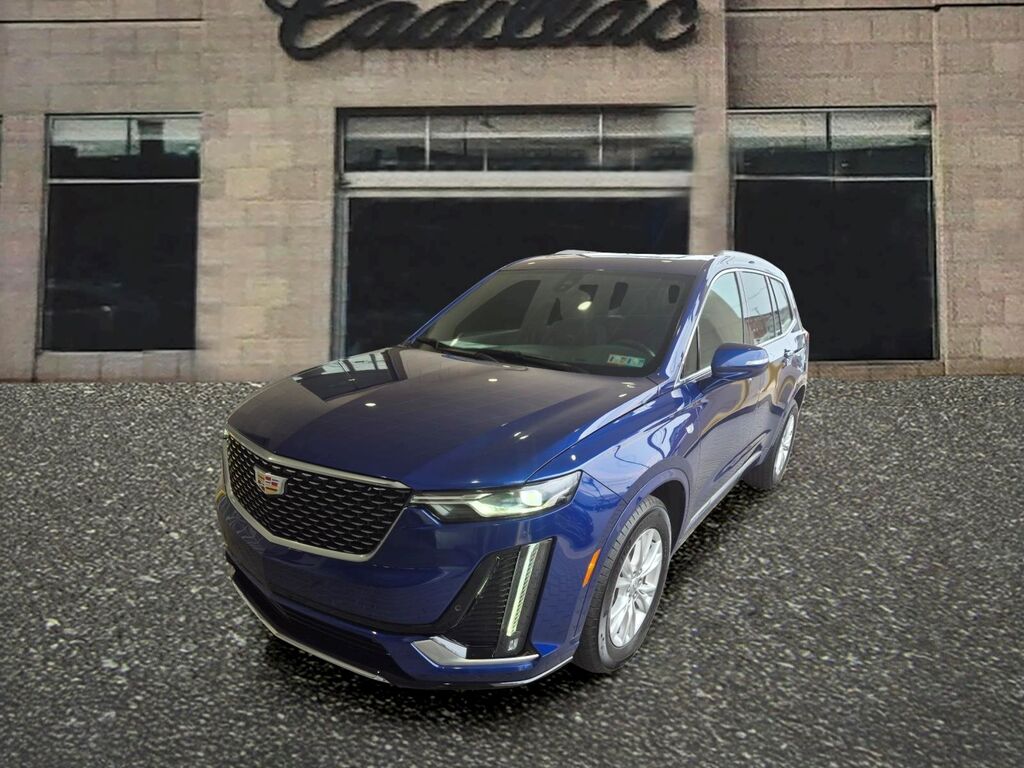 2024 Cadillac XT6 — photo 1 of 7