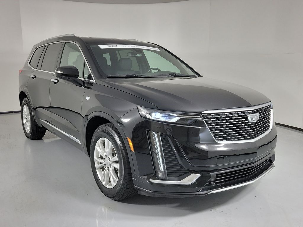 2024 Cadillac XT6 — photo 1 of 7