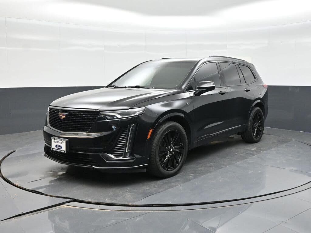 2022 Cadillac XT6 Premium Luxury — photo 1 of 1