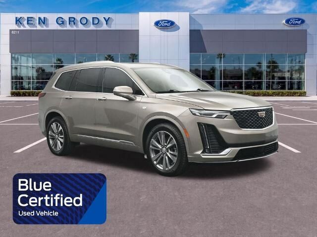 2022 Cadillac XT6 Premium Luxury — photo 1 of 45