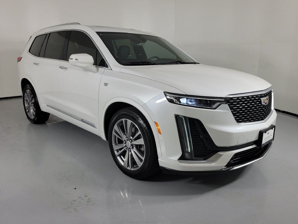 2023 Cadillac XT6 — photo 1 of 7