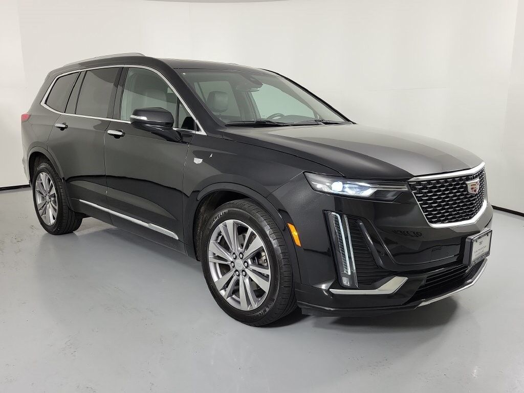 2024 Cadillac XT6 — photo 1 of 7
