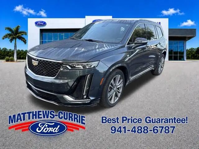 2020 Cadillac XT6 Premium Luxury — photo 1 of 39