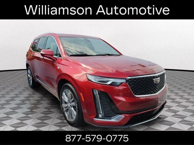 2023 Cadillac XT6 — photo 1 of 7