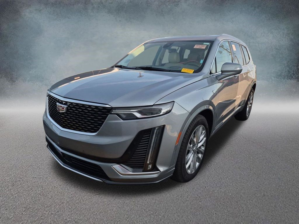 2025 Cadillac XT6 — photo 1 of 7