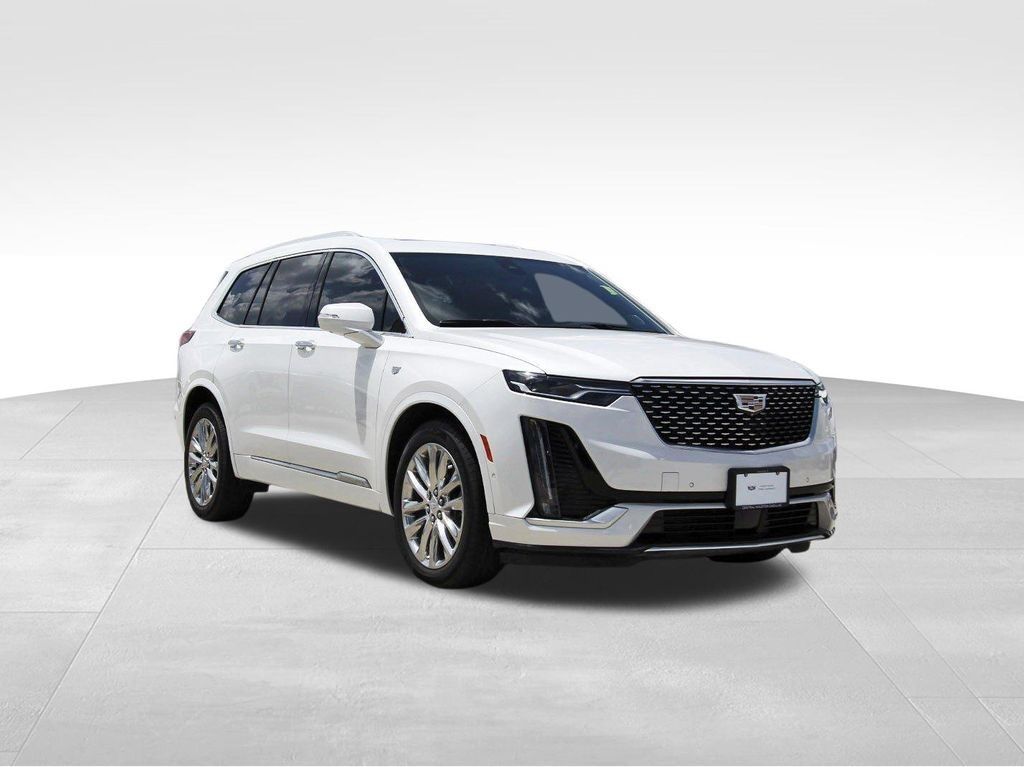 2023 Cadillac XT6 — photo 1 of 7