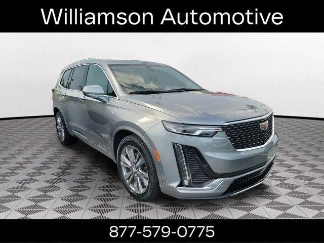 2023 Cadillac XT6 — photo 1 of 7