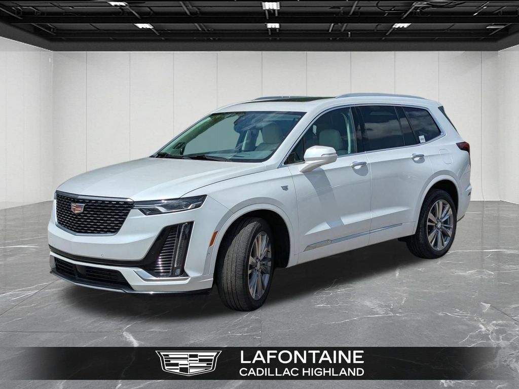 2024 Cadillac XT6 — photo 1 of 14