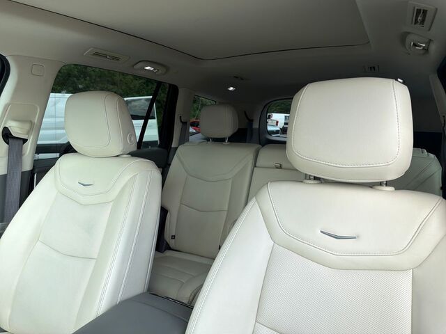 2023 Cadillac XT6