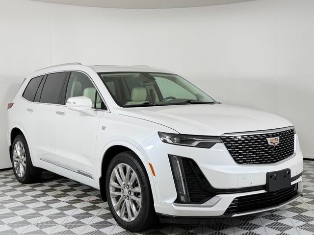 2023 Cadillac XT6 — photo 1 of 7