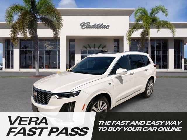 2022 Cadillac XT6 — photo 1 of 7