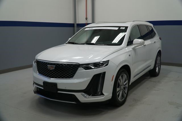 2023 Cadillac XT6 — photo 1 of 7