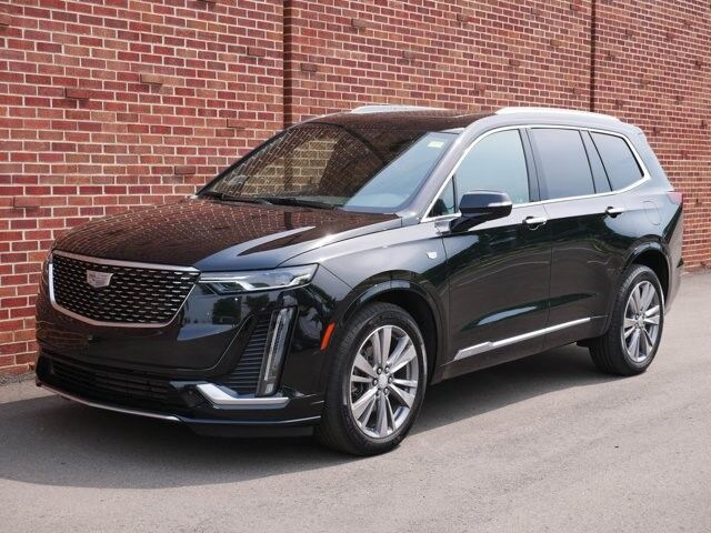2024 Cadillac XT6 — photo 1 of 7