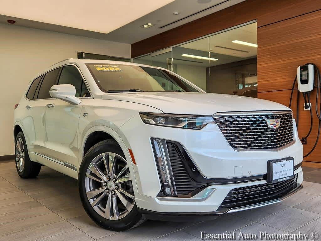 2023 Cadillac XT6 — photo 1 of 5