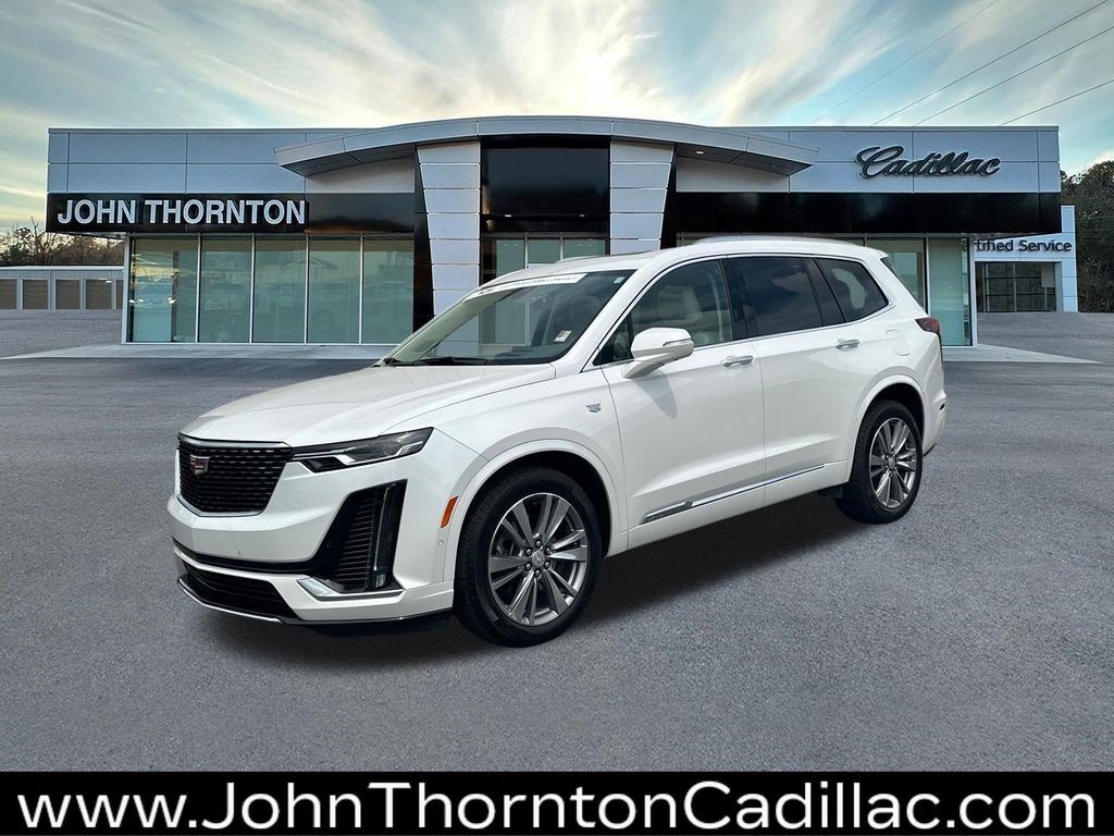 2024 Cadillac XT6 — photo 1 of 7