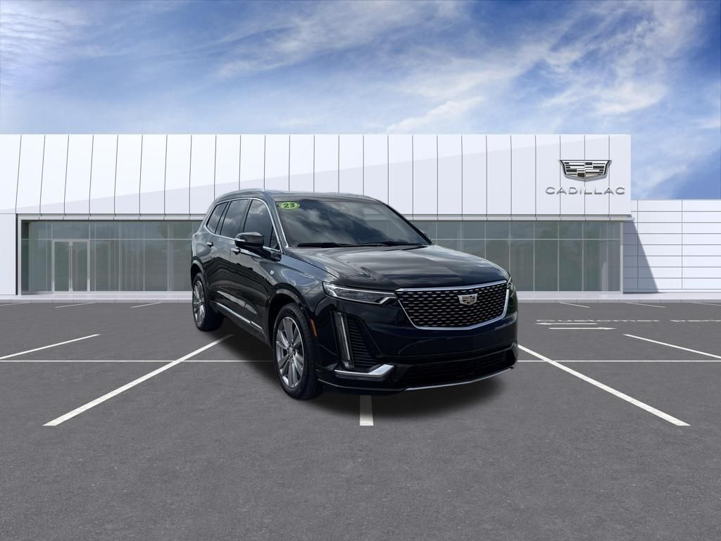 2023 Cadillac XT6 — photo 1 of 7