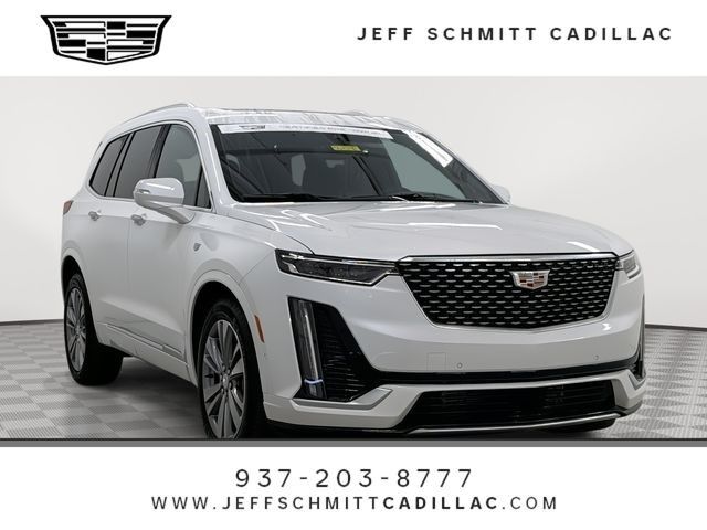 2025 Cadillac XT6 — photo 1 of 7