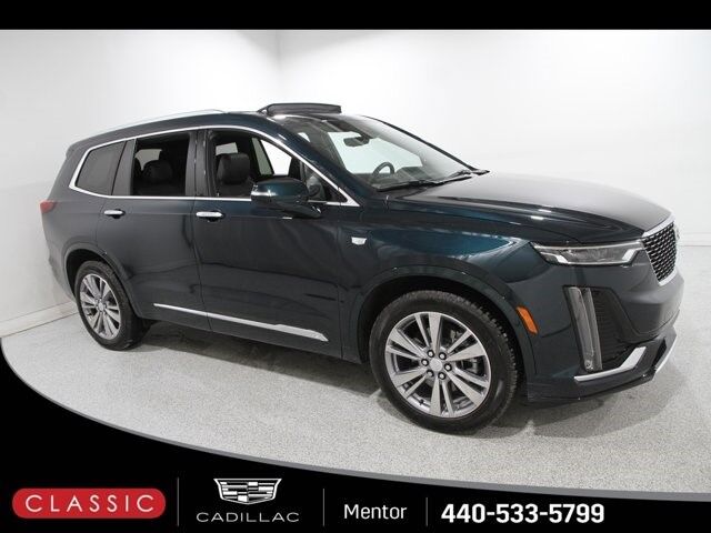 2025 Cadillac XT6 — photo 1 of 7