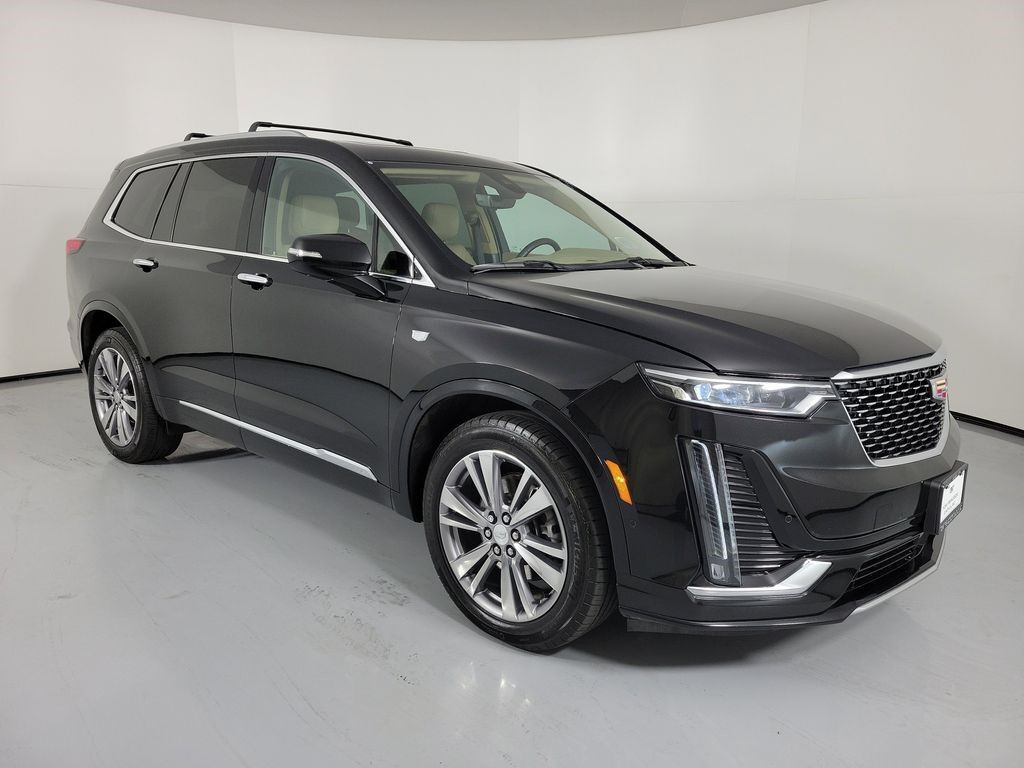 2024 Cadillac XT6 — photo 1 of 7