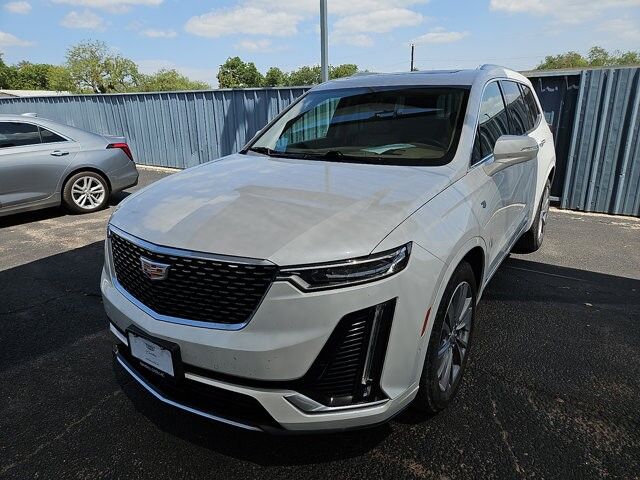 2024 Cadillac XT6